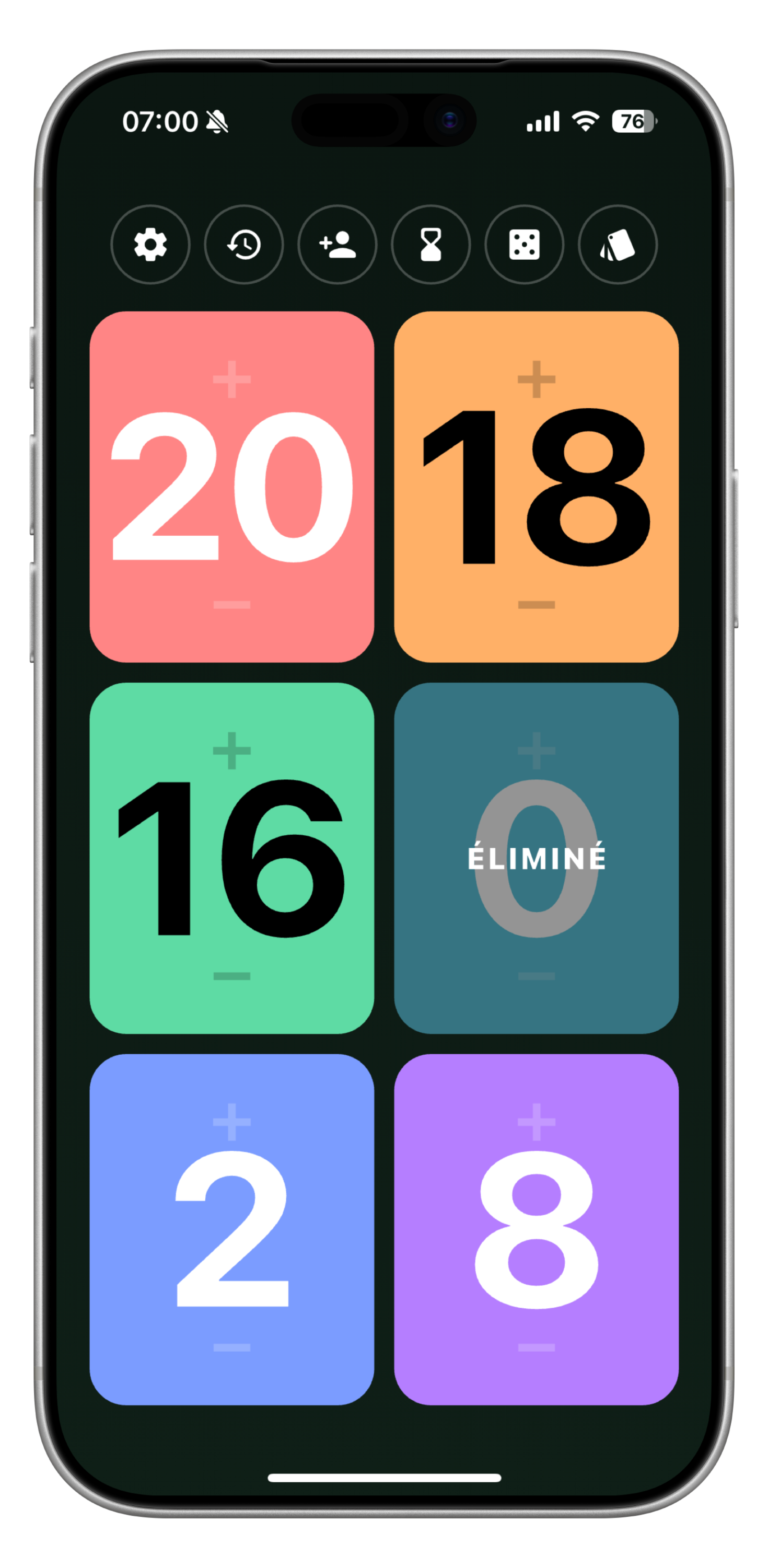 OuiScore app showing score tracking interface with player scores